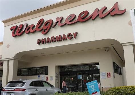 Visit your <b>Walgreens</b> Pharmacy at 800 A1A in New Smyrna Beach, FL. . Walgreens liquor store near me